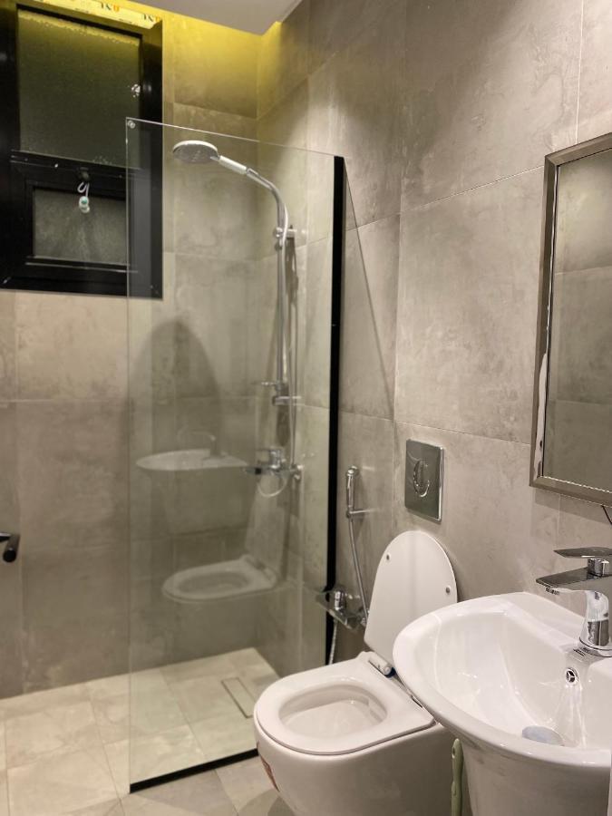 شقه اسس 13 عائليه متكامله Apartment *